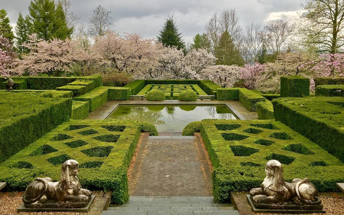 A rebel spirit and an artist’s eye: Russell Page’s landscape design thumbnail