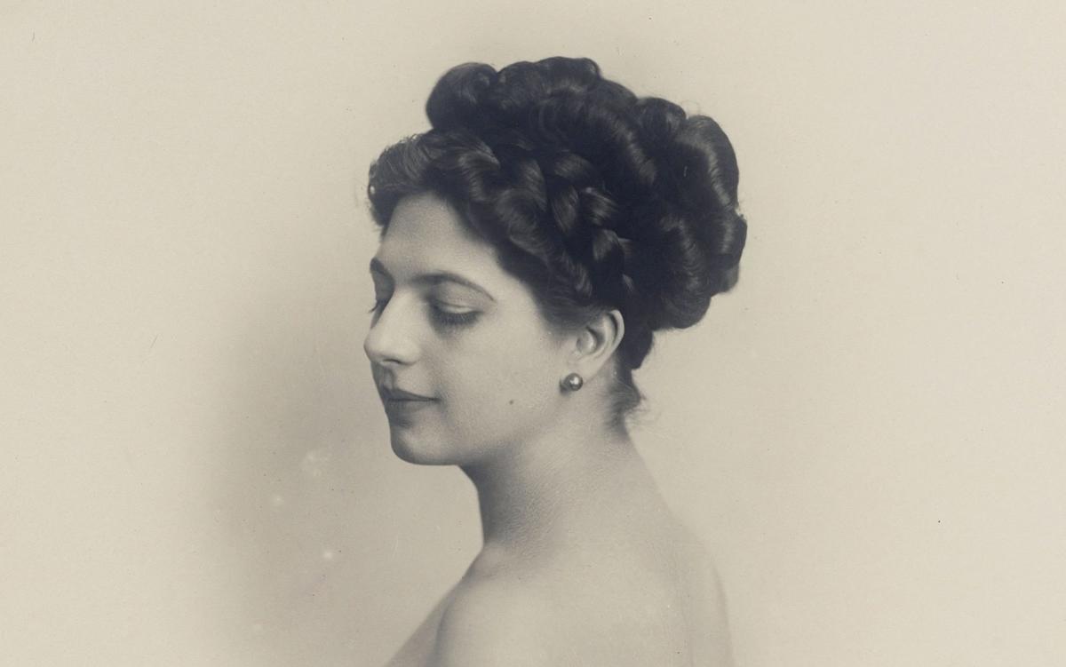 Revamping the vamp: the woman behind the legend of Mata Hari | Aeon Essays