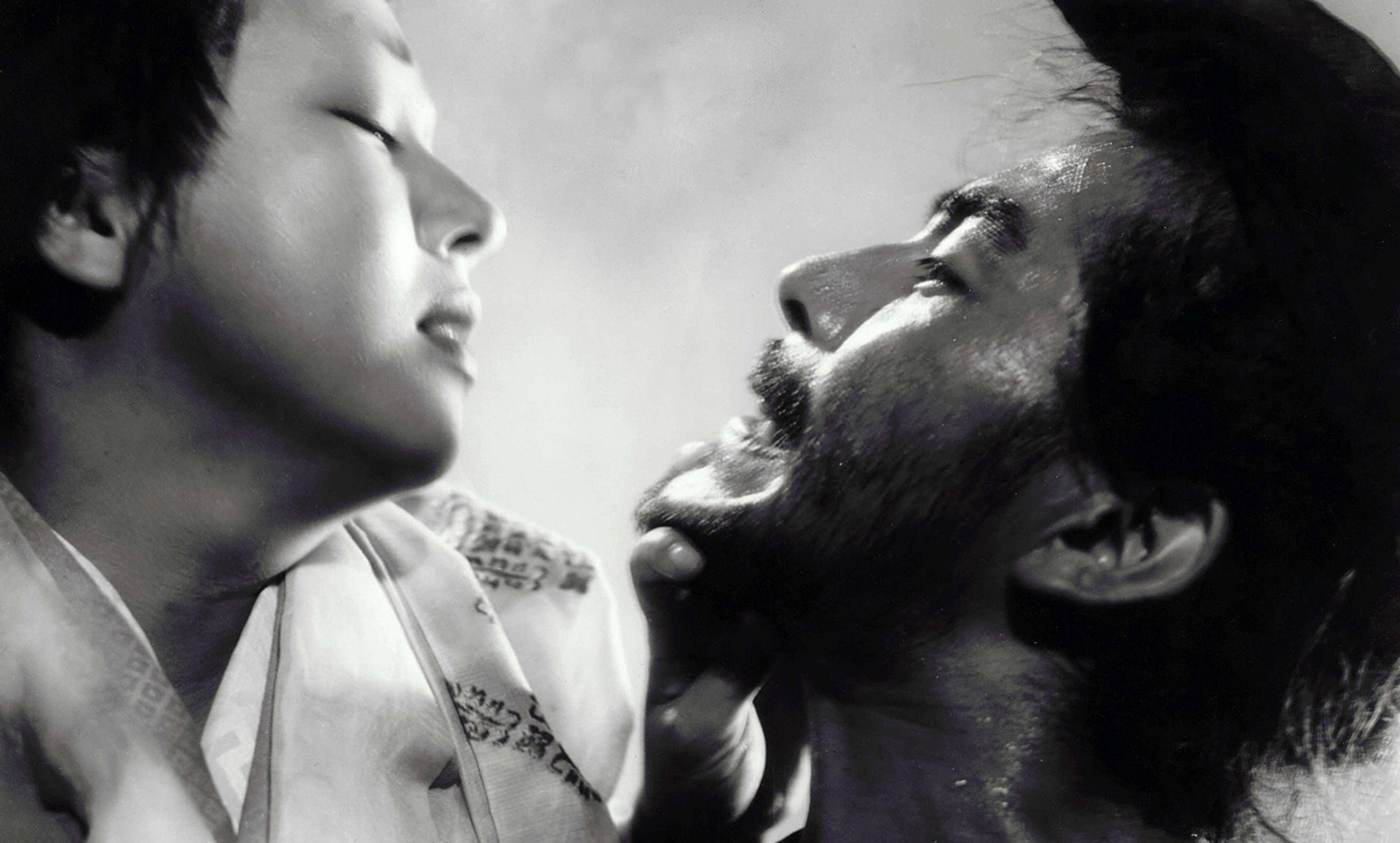 <p>Machiko Kyō and Toshiro Mifune in Akira Kurosawa’s <em>Rashômon</em> (1950)</p>