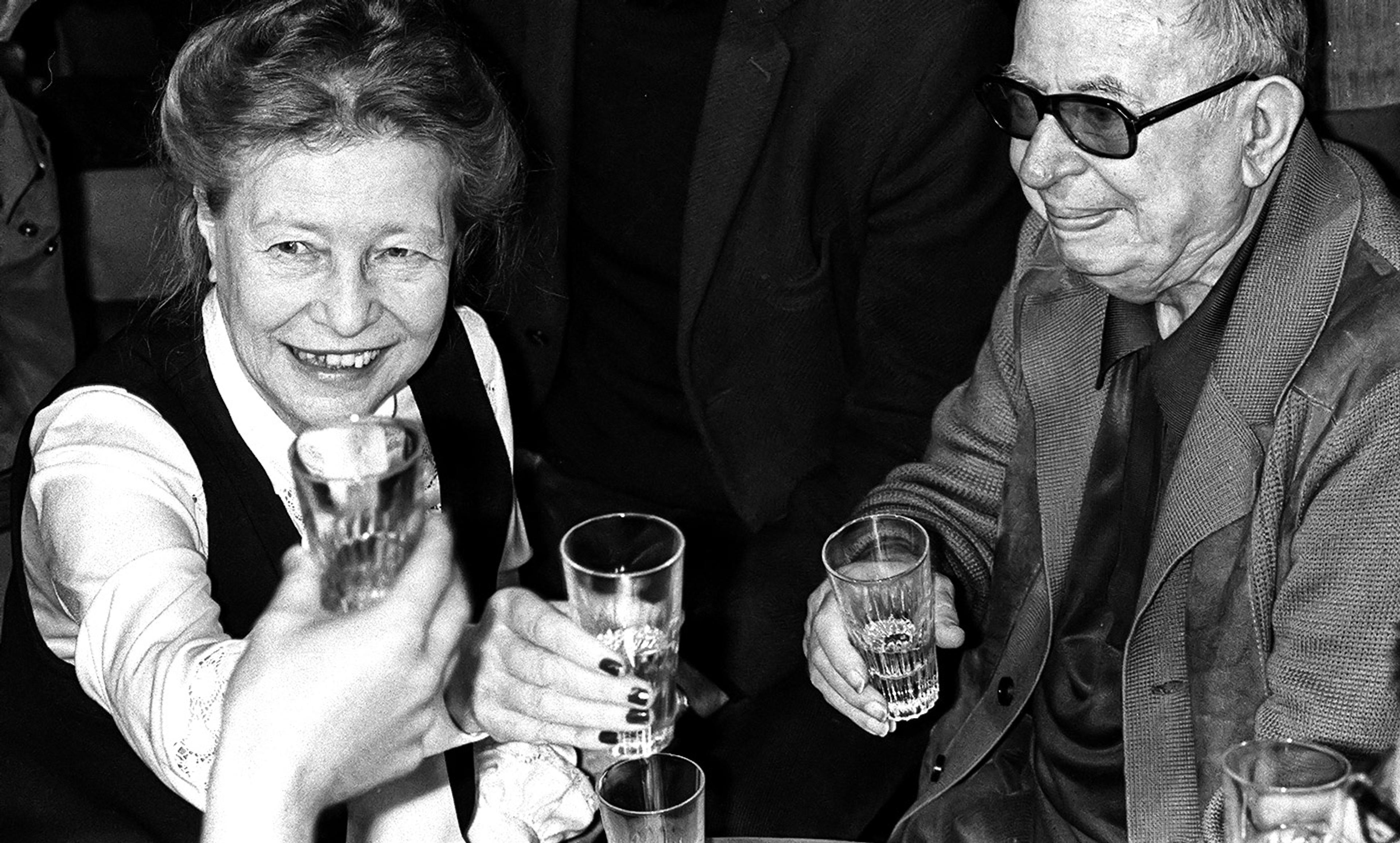 <p>Simone de Beauvoir and Jean-Paul Sartre in Paris, June 1977. <em>Photo by STF/AFP/Getty Images</em></p>