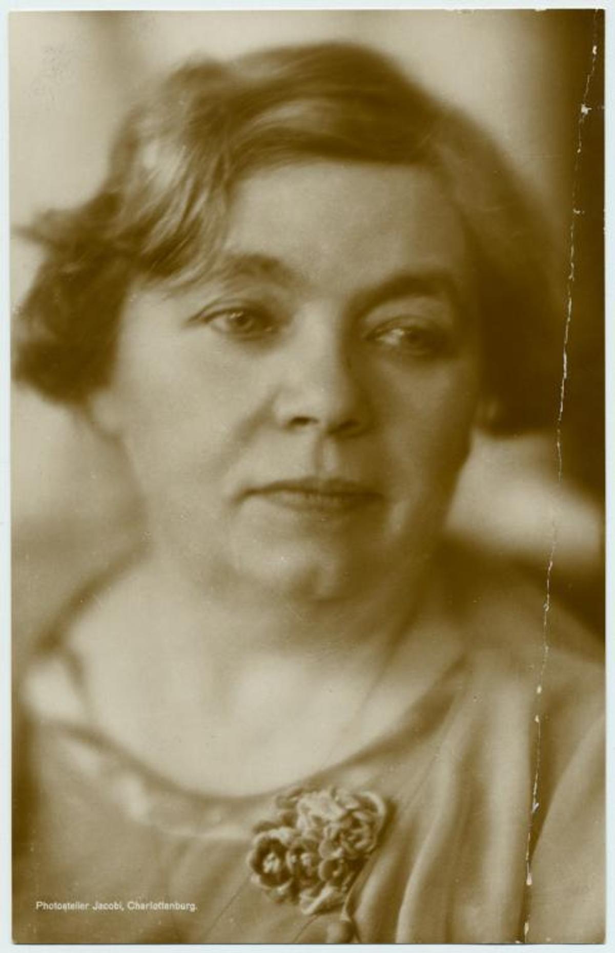 How the feminist philosopher Helene Stöcker canonised Nietzsche ...